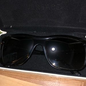 versace shades
